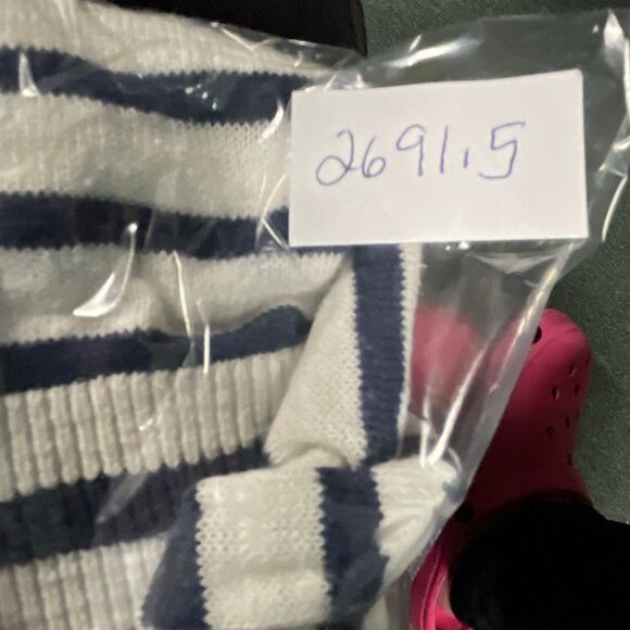 J.Crew size M 100% cotton lightweight sweater - Picture 10 of 10